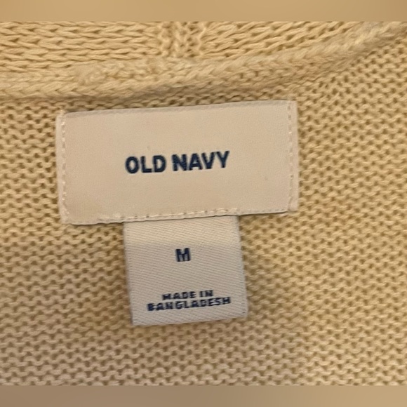 Old Navy cream colored cardigan sweater size medium - Picture 4 of 5